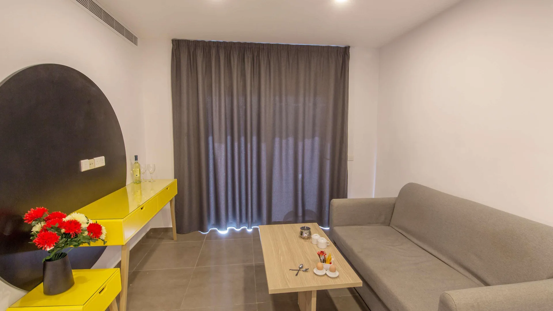 Anthea Hotel Apartments Aya Napa Kıbrıs