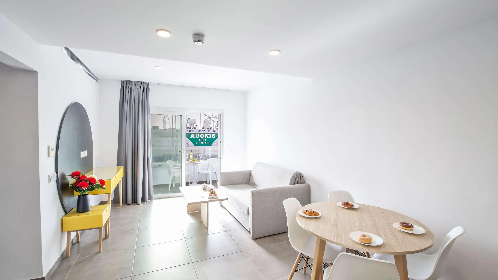 Anthea Hotel Apartments Aya Napa Kıbrıs