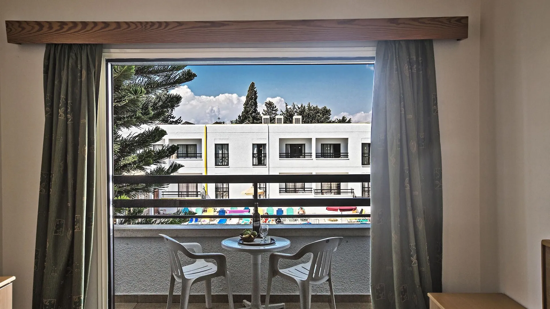 Anthea Hotel Apartments Aya Napa Apart Otel